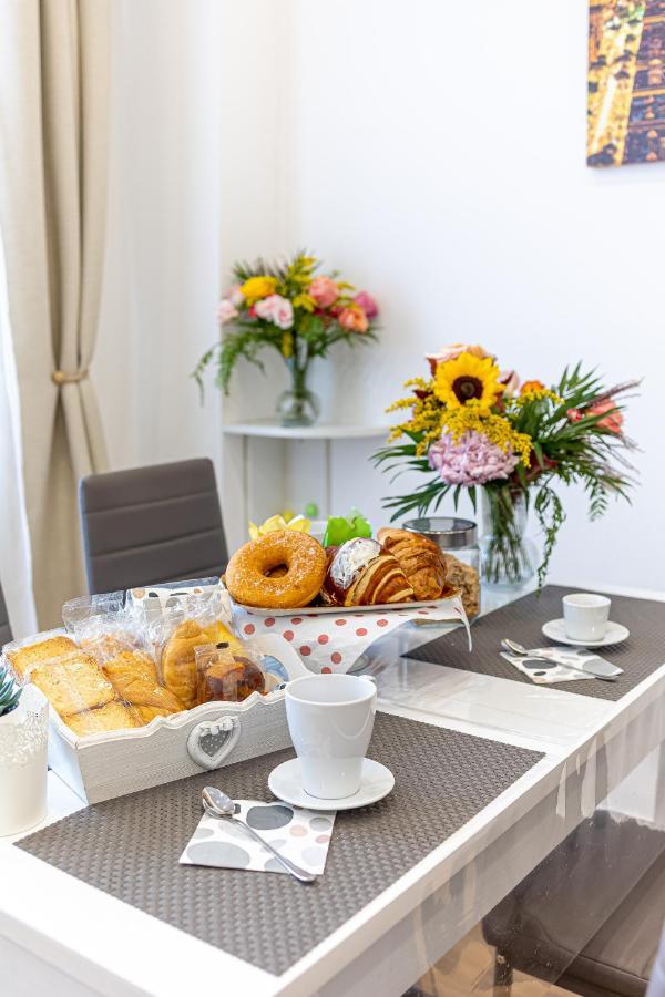 White Gold Bed & Breakfast Naples Exterior photo